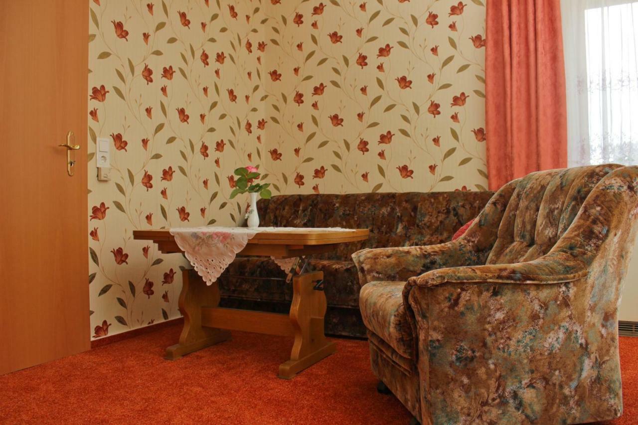 Zum Dorfschullehrer Apartment Luebbenau Luaran gambar